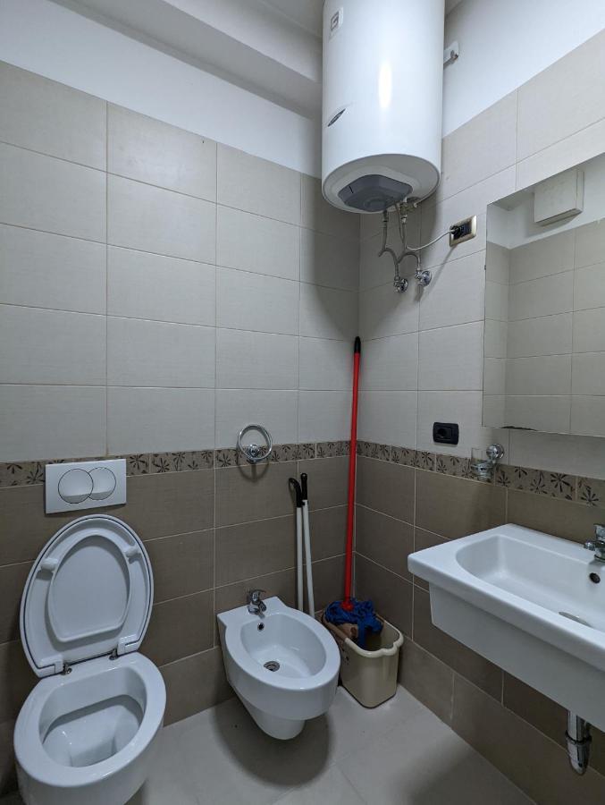 شقة Spiranca Downtown Comfort تيرانا المظهر الخارجي الصورة