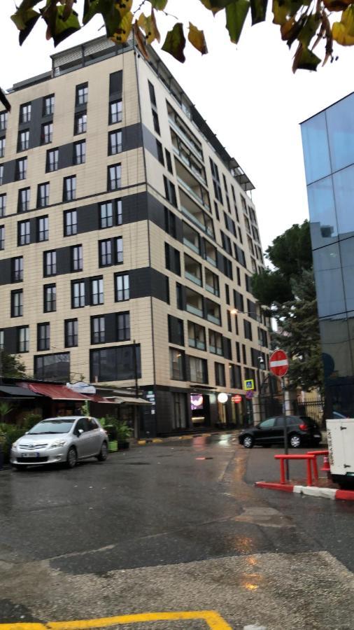 شقة Spiranca Downtown Comfort تيرانا المظهر الخارجي الصورة