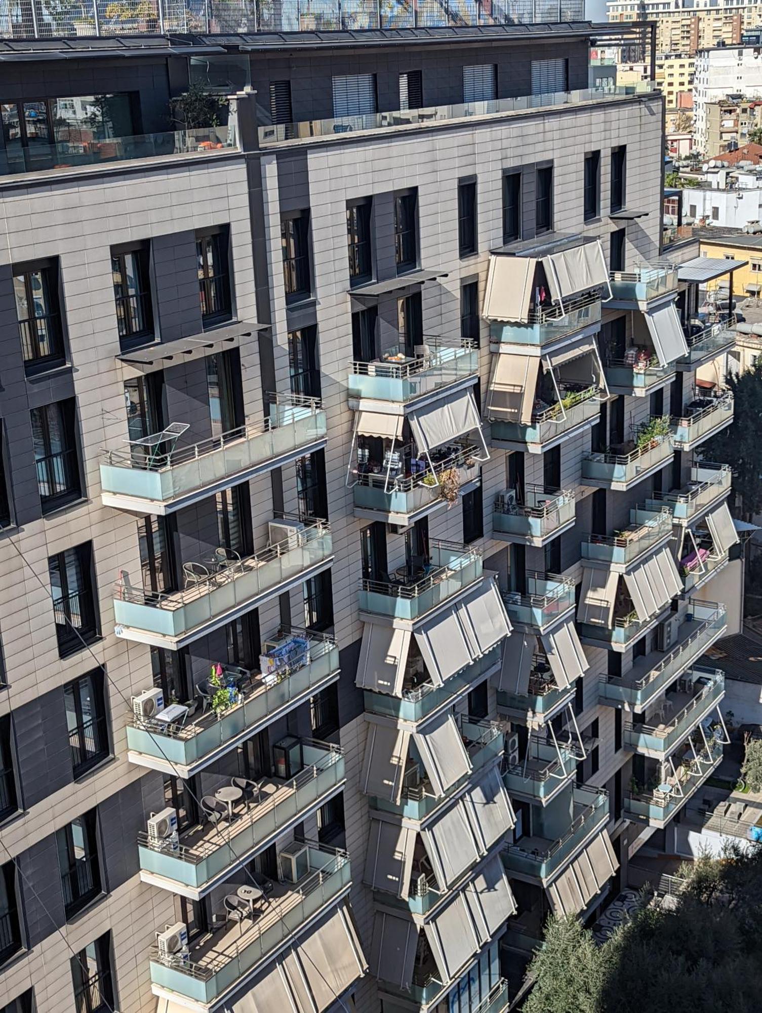 شقة Spiranca Downtown Comfort تيرانا المظهر الخارجي الصورة